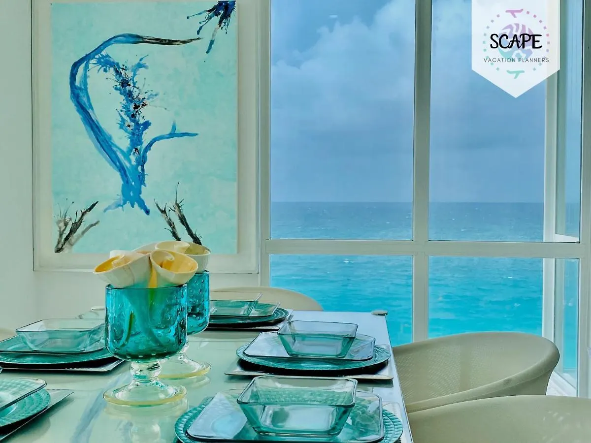 Ocean View Modern Condo & Luxury Amenities Cancún Mexiko