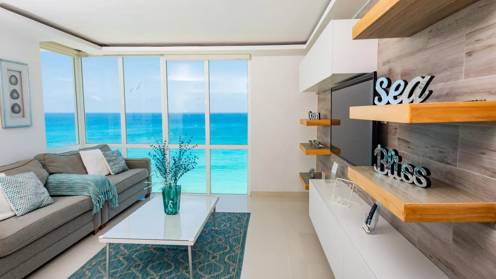 Ocean View Modern Condo & Luxury Amenities Cancun 0*,  Meksika
